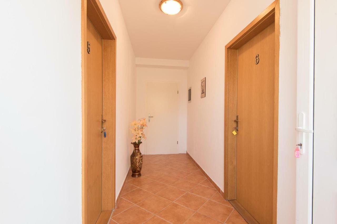 Apartmani Villa Lidija Orebić Buitenkant foto