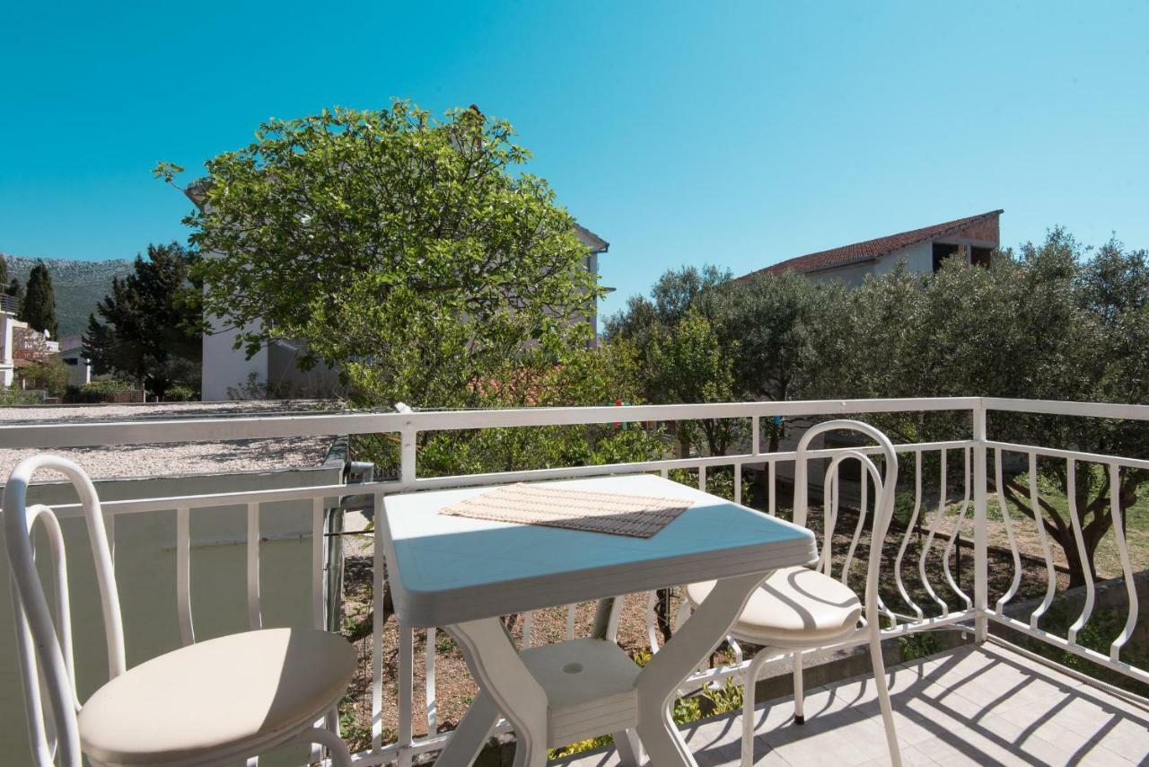 Apartmani Villa Lidija Orebić Buitenkant foto